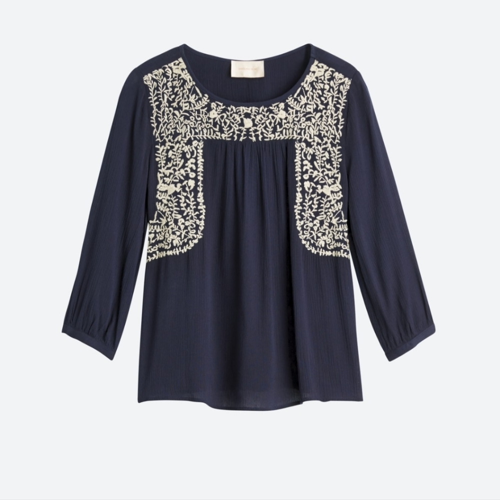 SKIES ARE BLUE Sia Embroidery Peasant Top